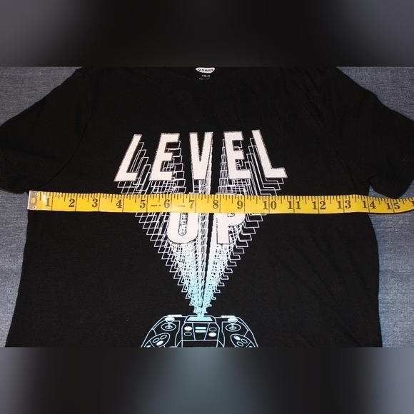 OLD Navy Boys Graphic "Level Up" and *The Future is Yours" Graphic TShirt Bundle - Picture 4 of 7